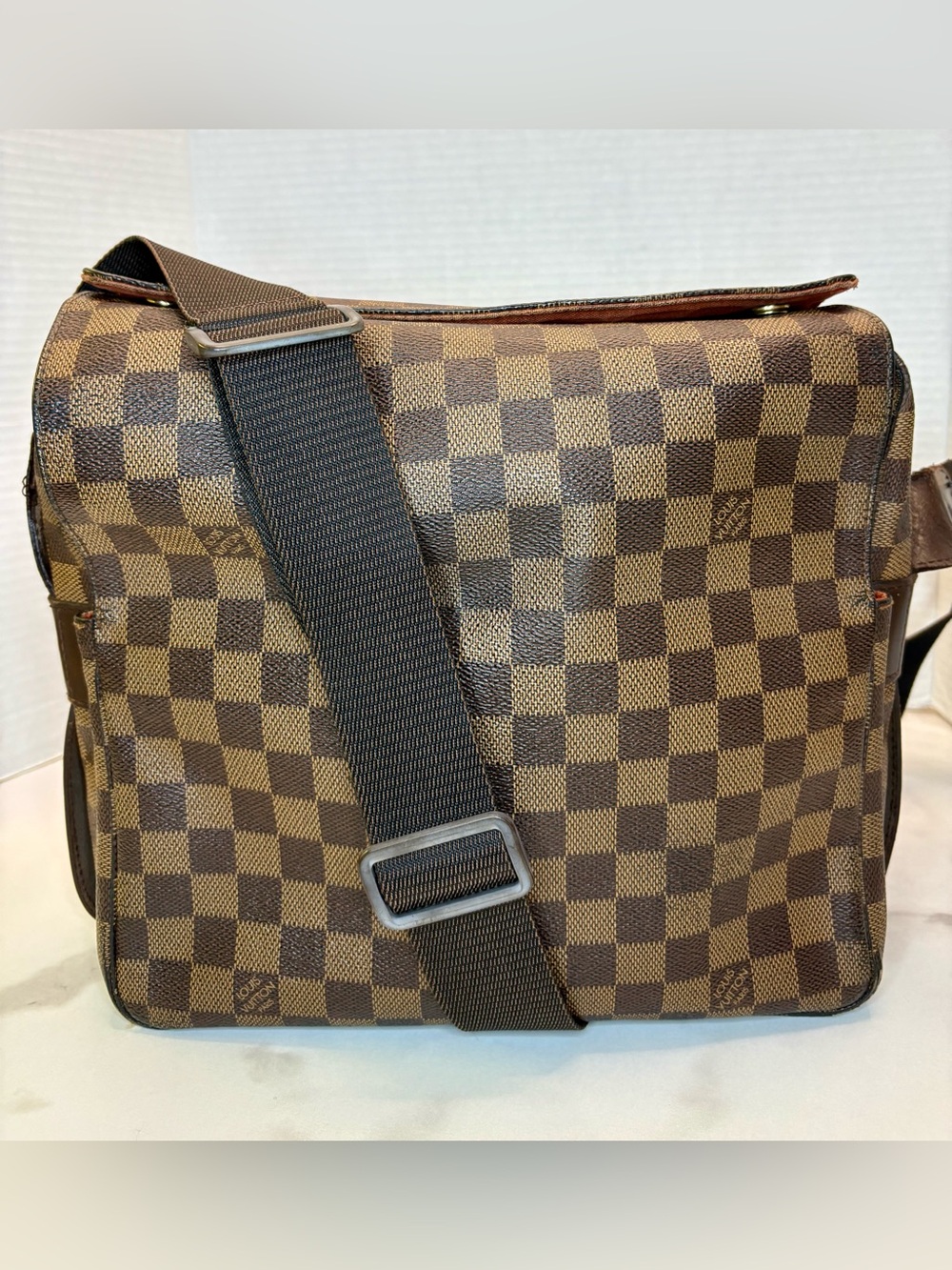 Louis Vuitton Vintage Damier Ebene Naviglio Messenger Bag COA Included